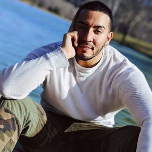 Meet your Posher, Dylan